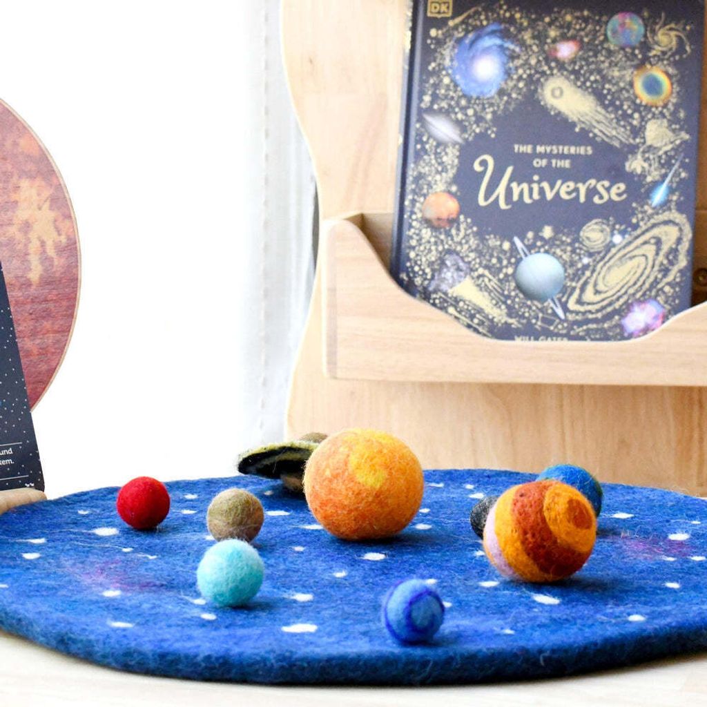 solar-system-galaxy-playmat-8