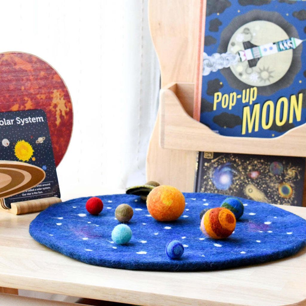 solar-system-galaxy-playmat-9