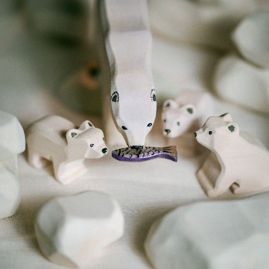 polar-bear~3248
