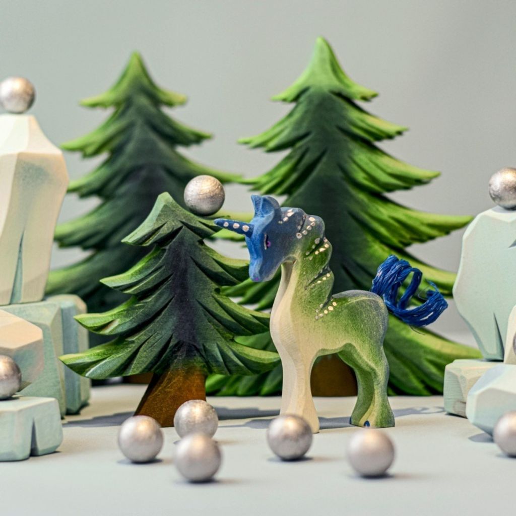 small-fir-tree~6244