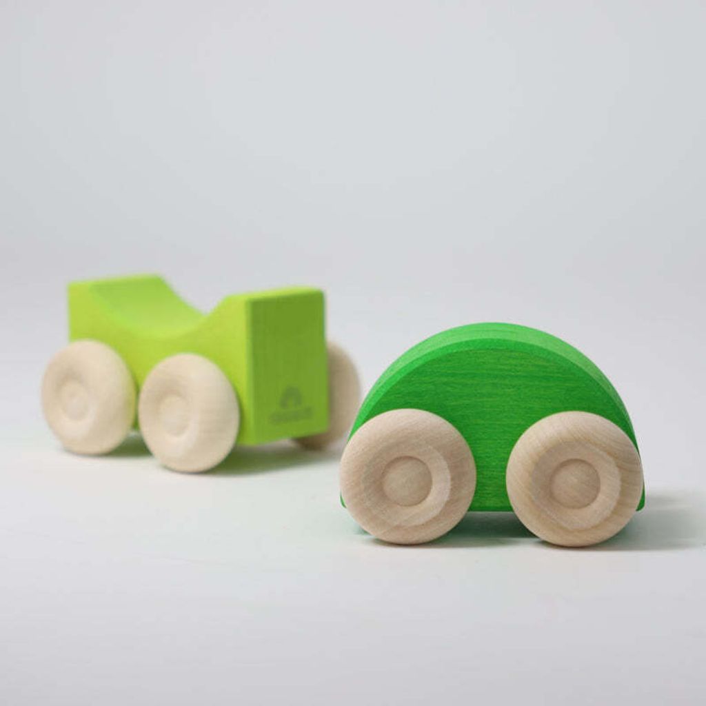 09336_Stapel_Autos_gruen_Grimms_03