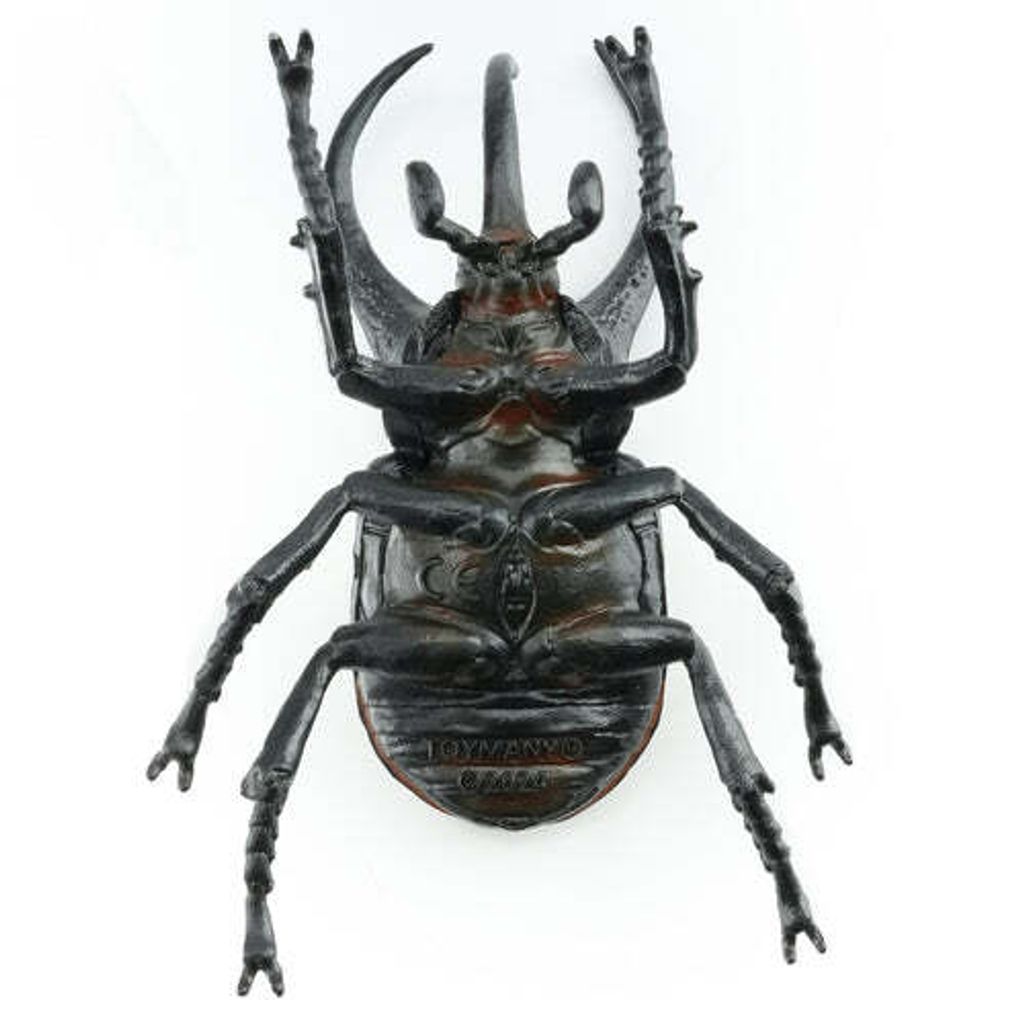 Toymany_Atlas_Beetle_Figurine_Toy-back