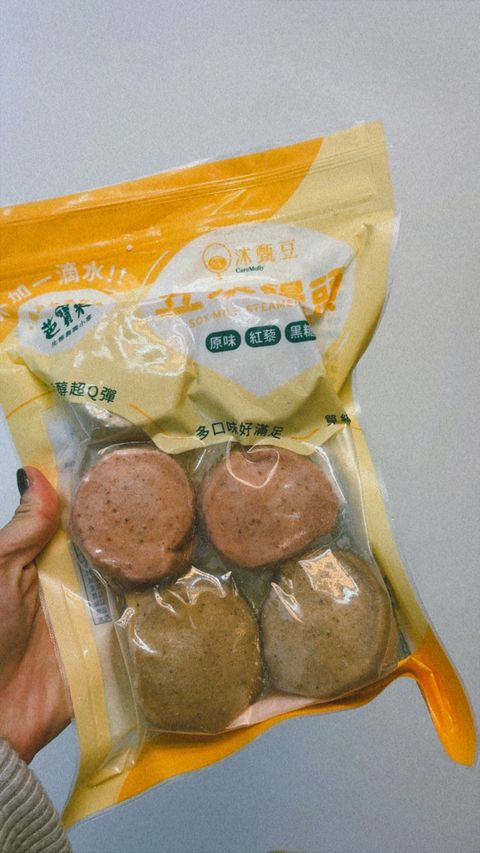 6273F1C4-7A12-4EB9-A124-6AD541AE45E5