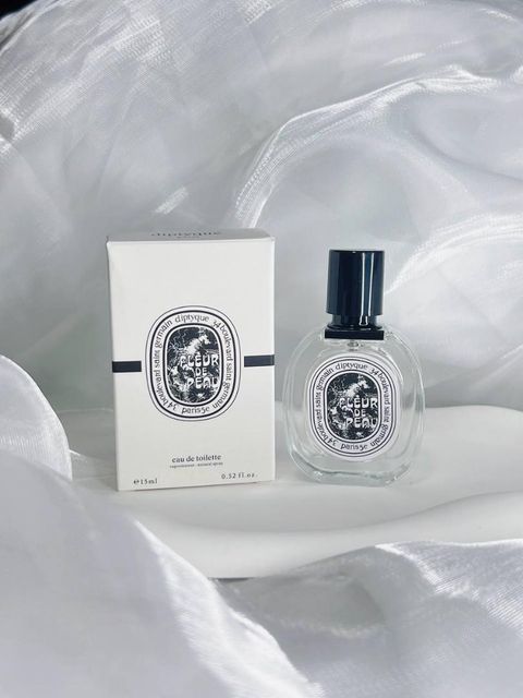 diptyque_fleur_de_peau_edt_15m_1664118705_b499fcf4_progressive