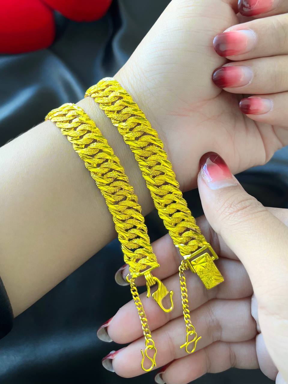 image_60BF5D61-4D18-4B9B-AA7E-FD64A474ABE0_1763357985