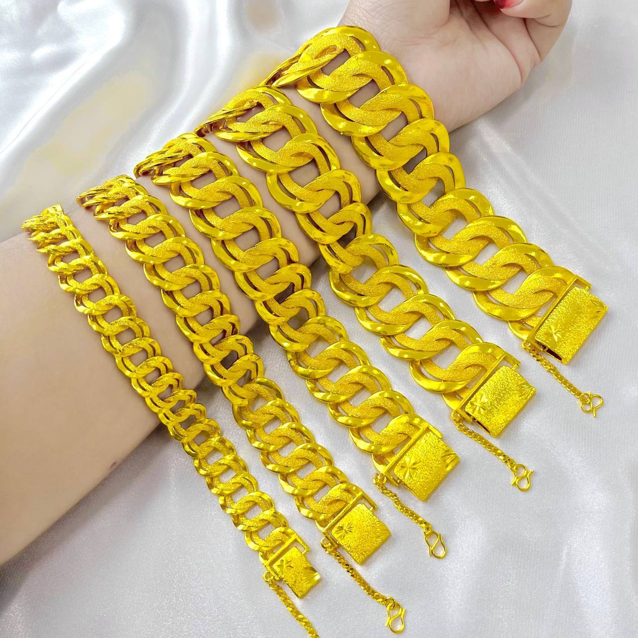 image_825AEE82-E5EB-4288-9D6E-D4BA70C08A29_1763424324