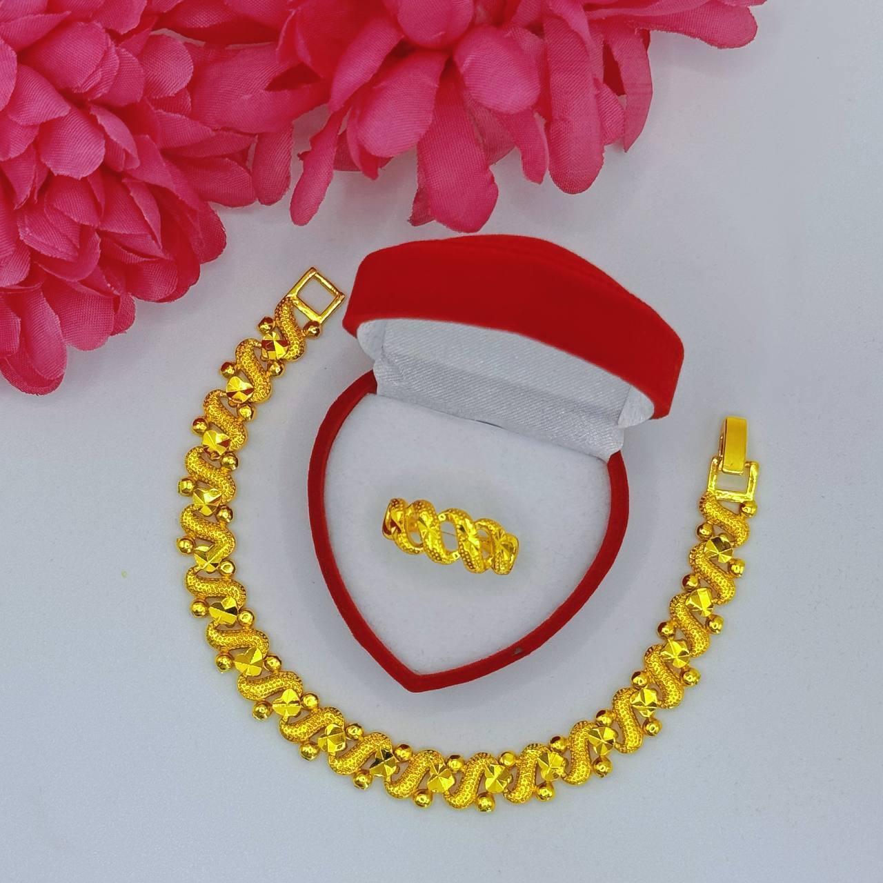 image_5C96F8A9-AD08-479F-AB0E-28AF52FAD7A4_1764992847