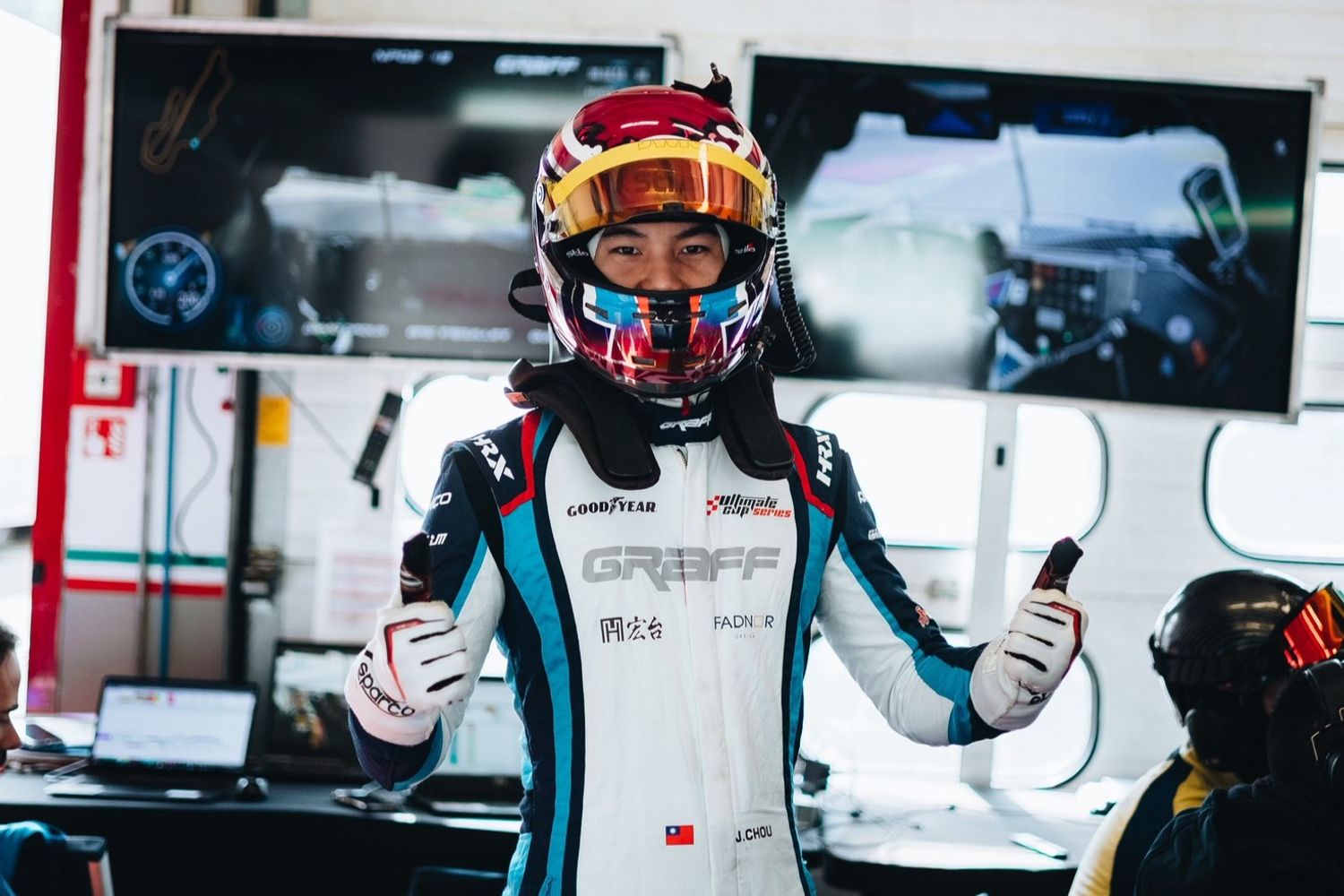 HY Select - 挑選賽車裝備