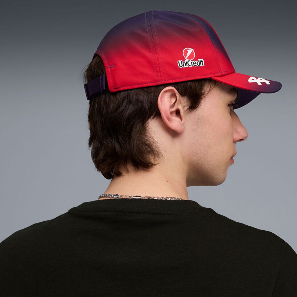 701241123001_mp_02_ferrari