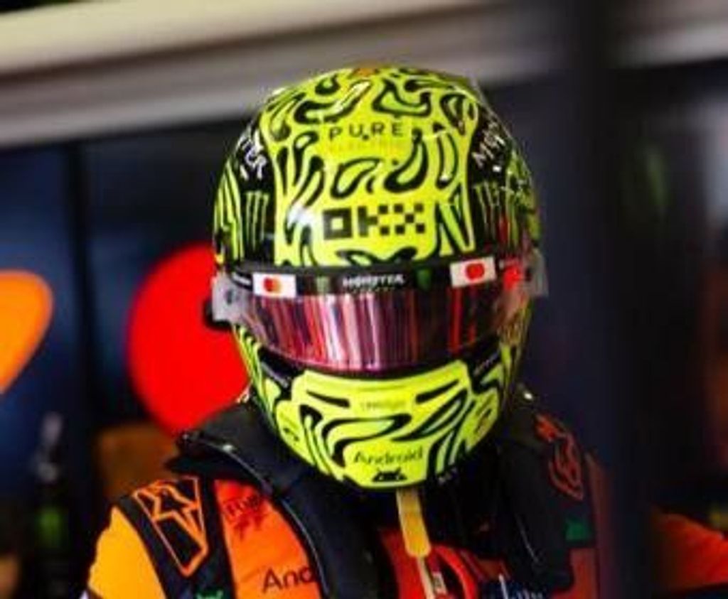 Lando Norris  2026 1;5 helmet