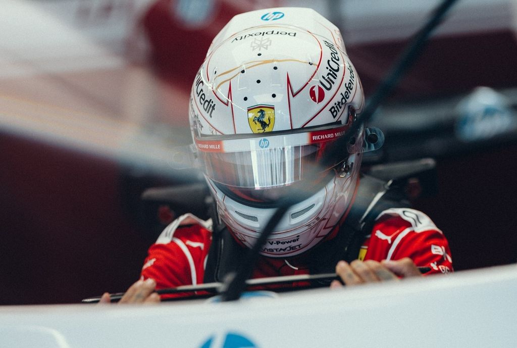 Lewis Hamilton 2026 Japanese GP 1;5 helmet 2