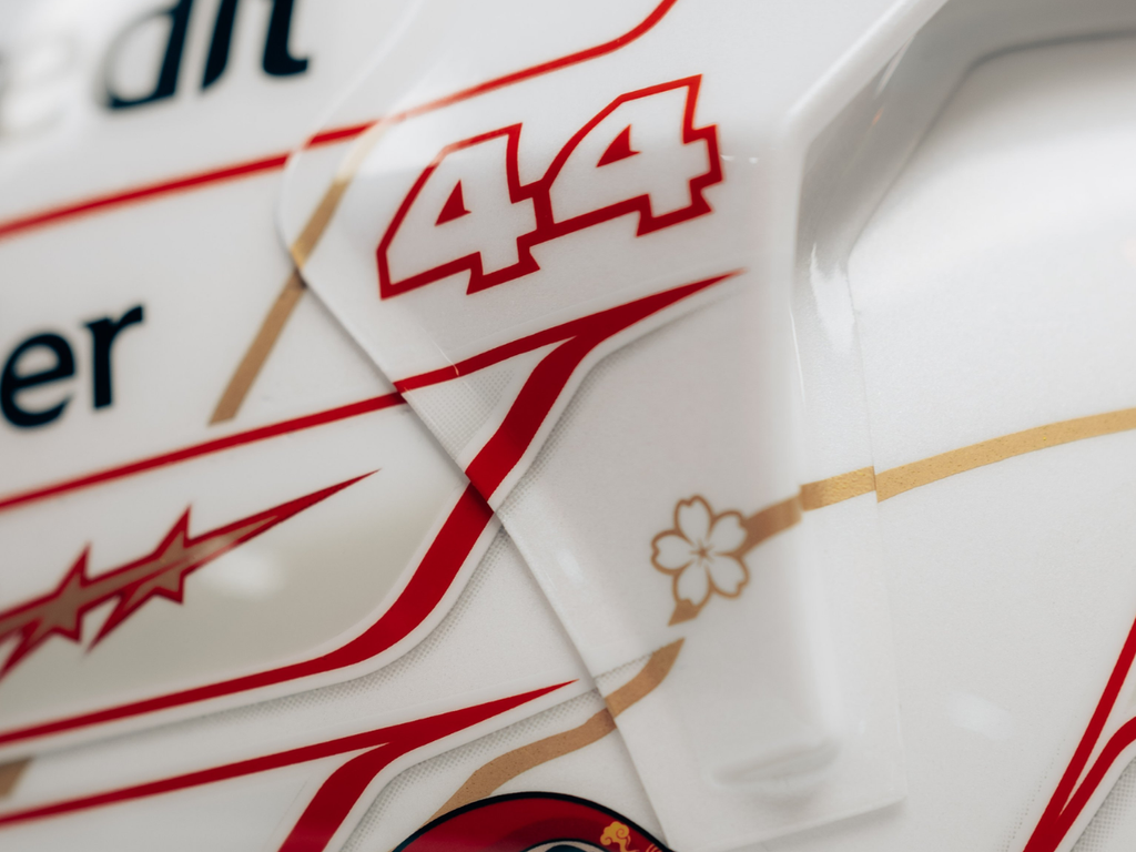 Lewis Hamilton 2026 Japanese GP 1;5 helmet 4