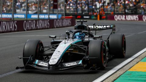 george-russell-melbourne-kerbs-1