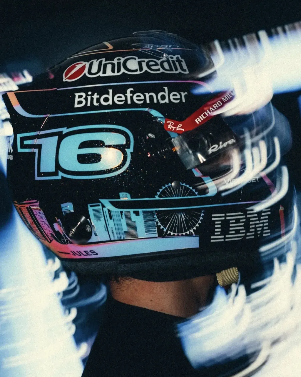charles-leclerc-2026-singapore-gp-helmet-full-side-f32