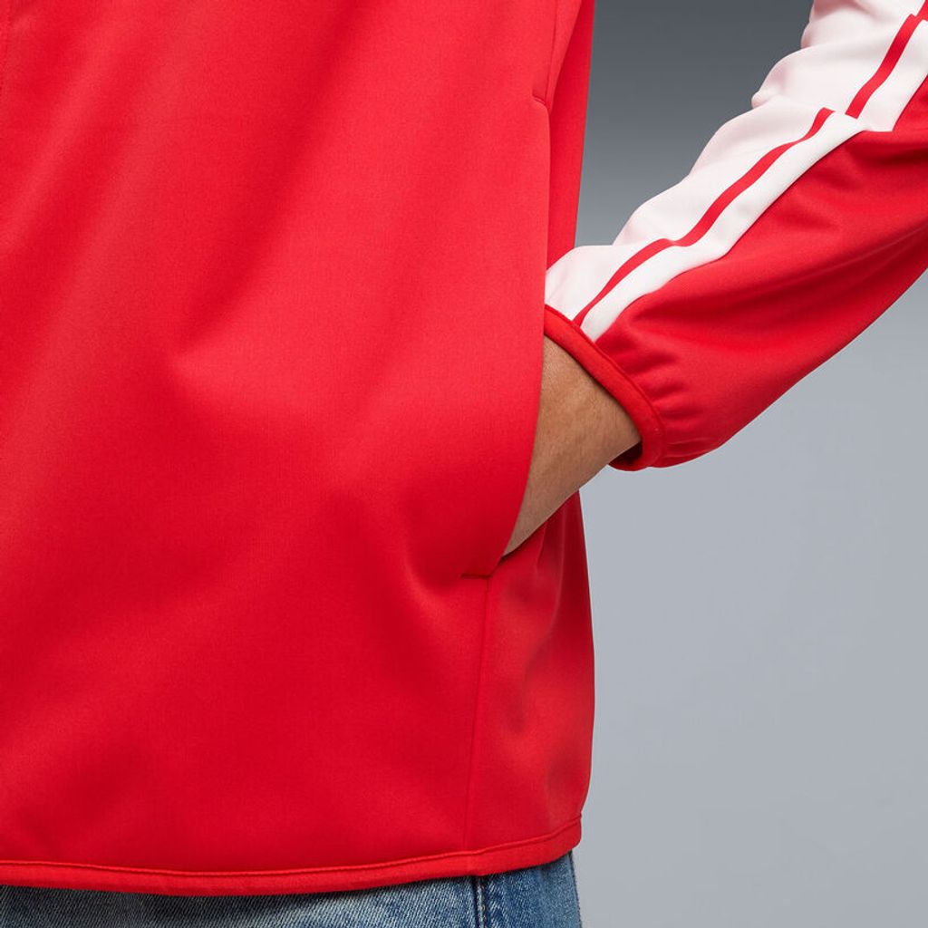 701238723001_mp_04_ferrari