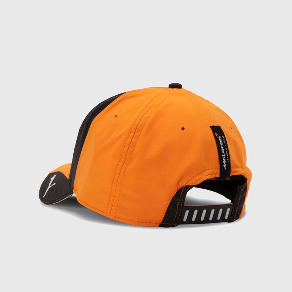 701241101001_pp_02_mclaren