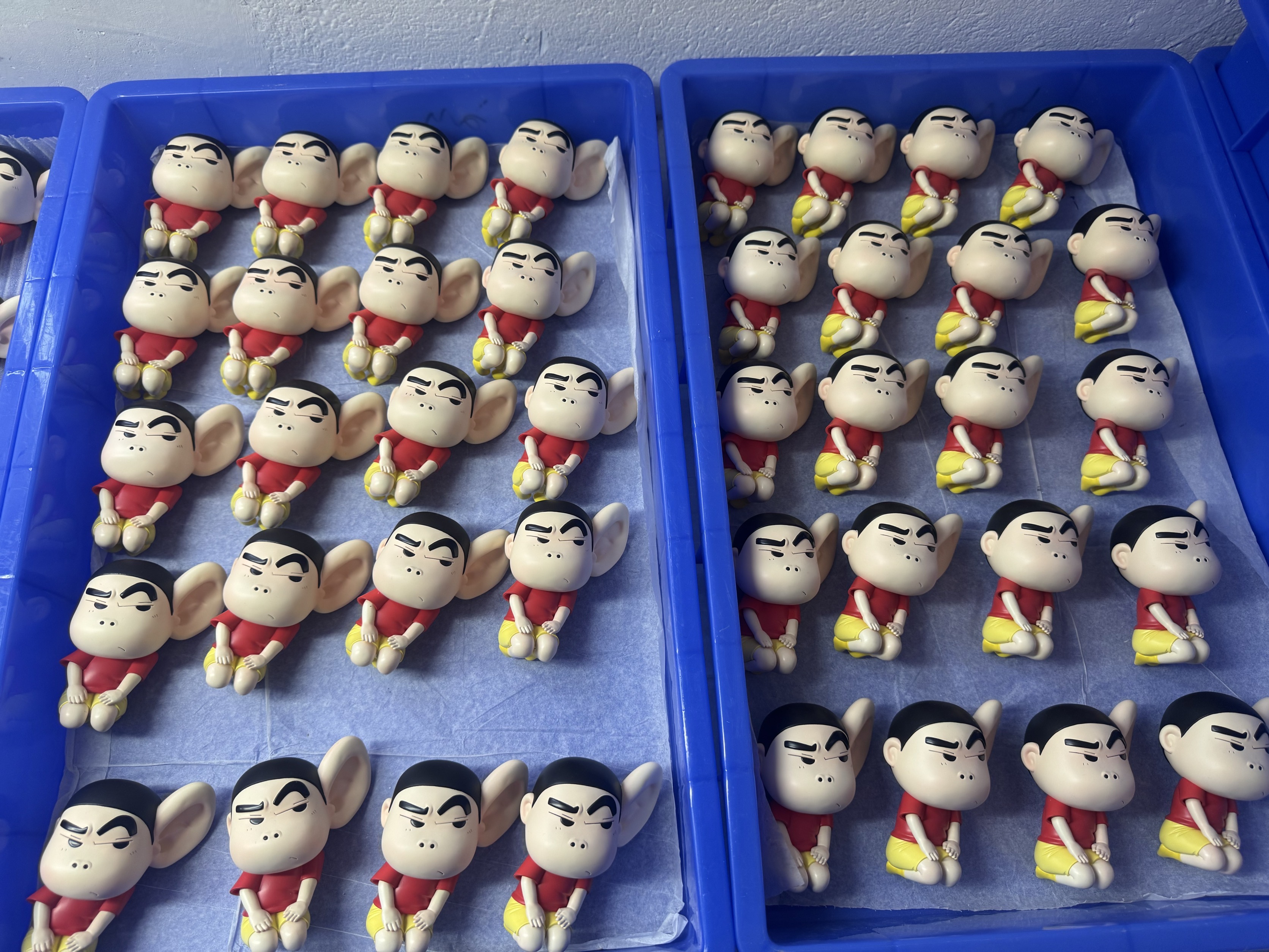 NIUZI工作室 偷聽小新小白