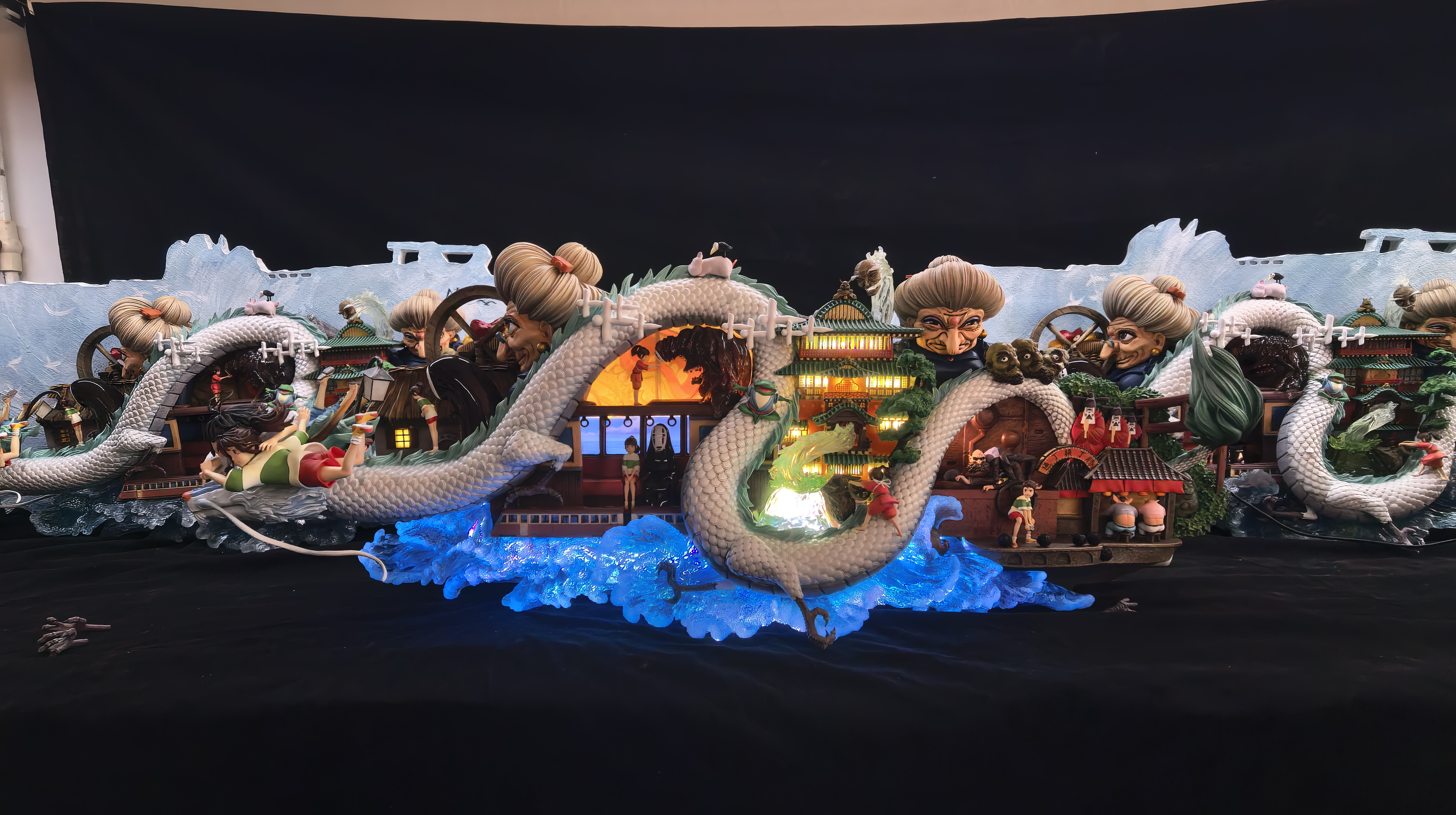 Bard&UP工作室 《畫廊》系列第一款 千與千尋