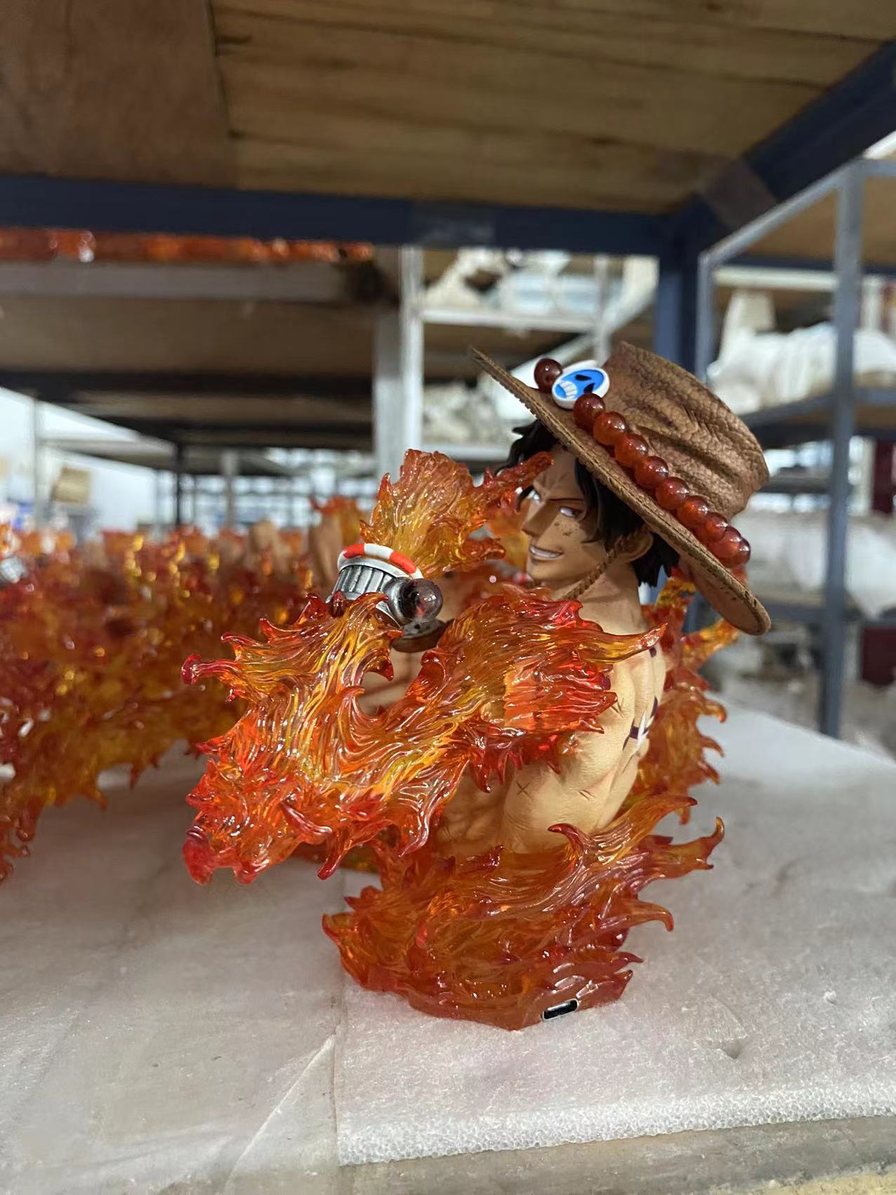 漫奇工作室 艾斯胸像