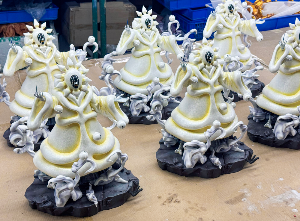 OPPS 陪伴系列001--MVP登場---球王金（全身可發光）