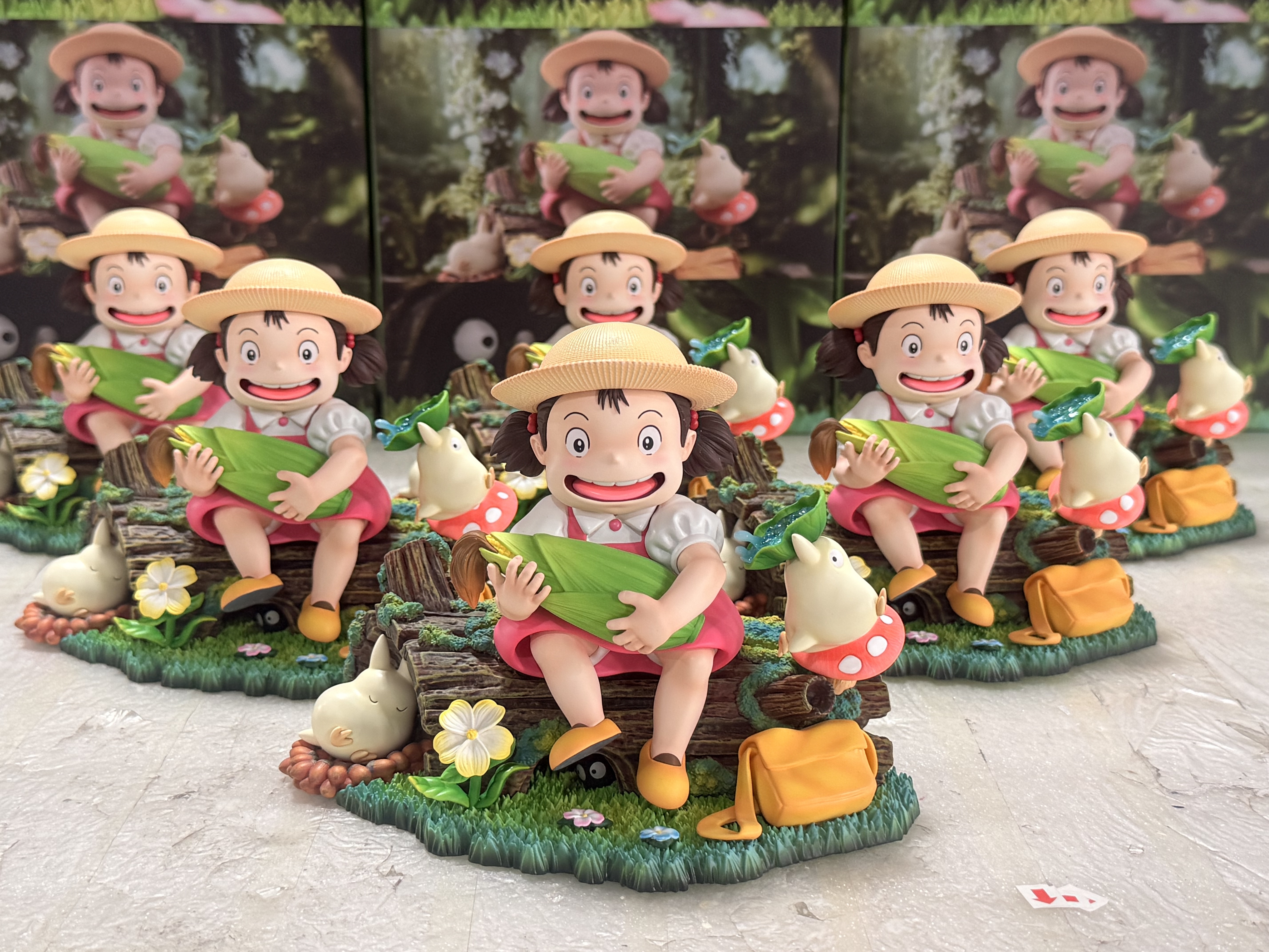 龍喵工作室 宮崎駿生態場景《抱玉米的小梅》