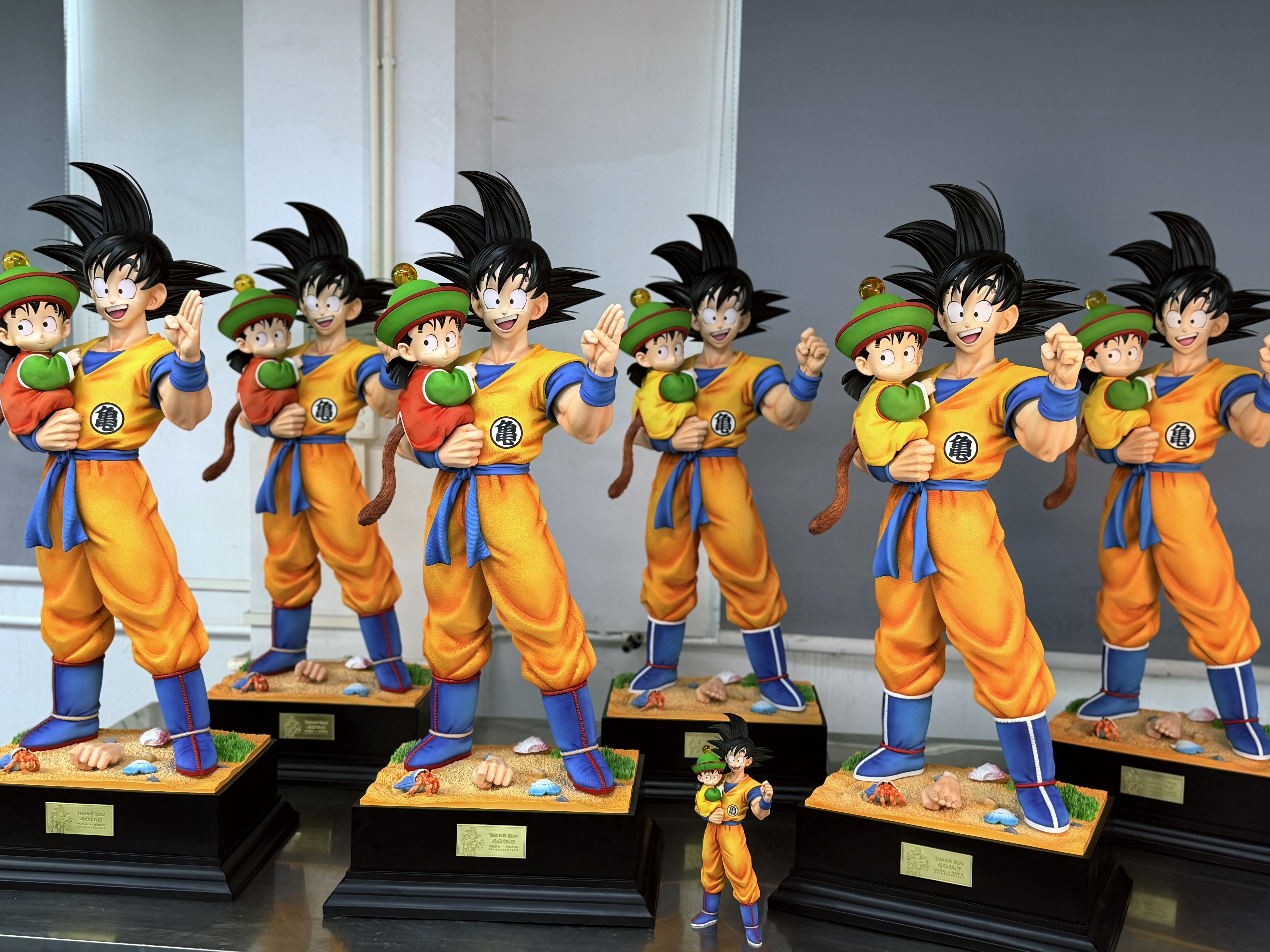 無限∞ Studio 扉頁40週年系列第一彈 父子抱 多版本