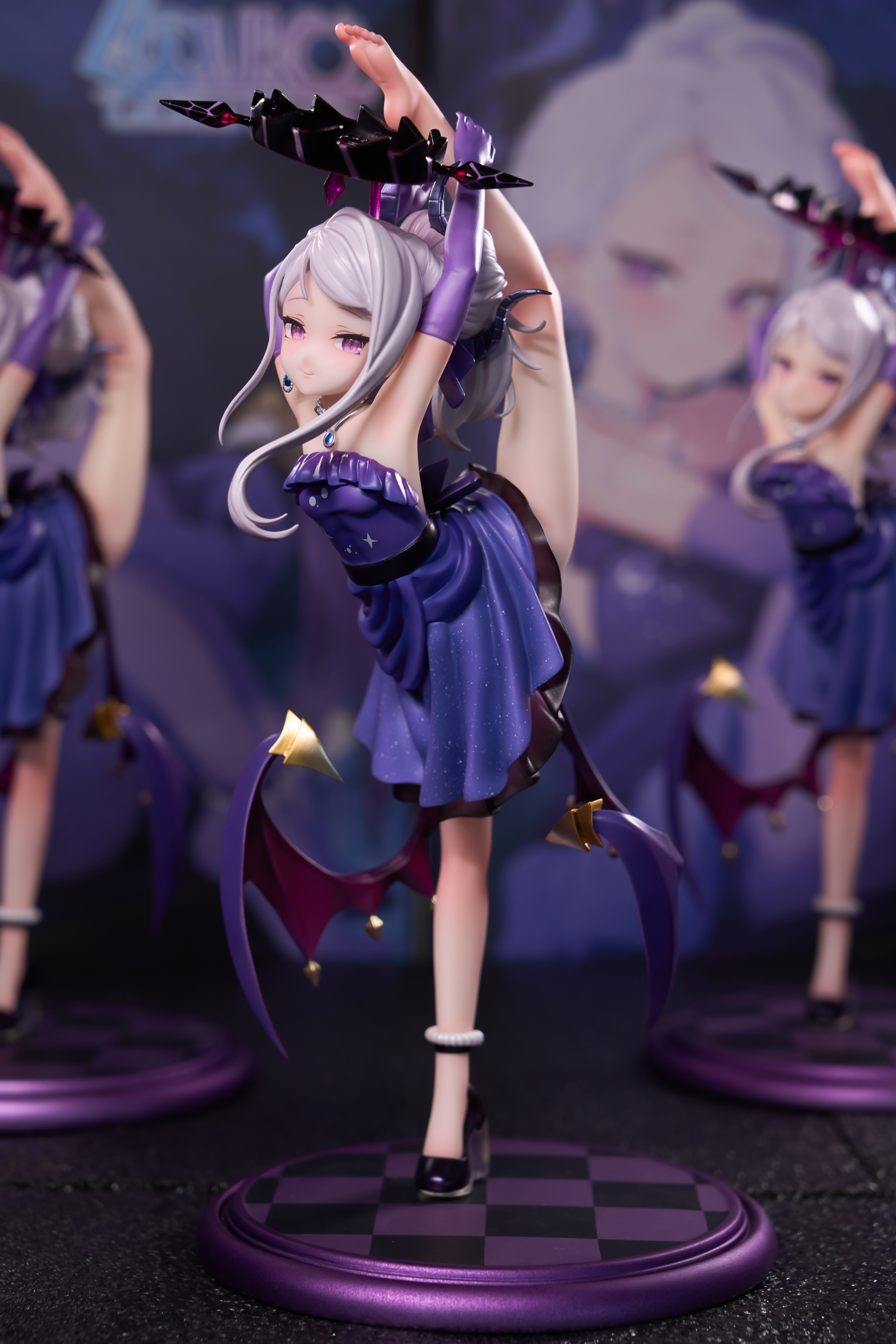 79567