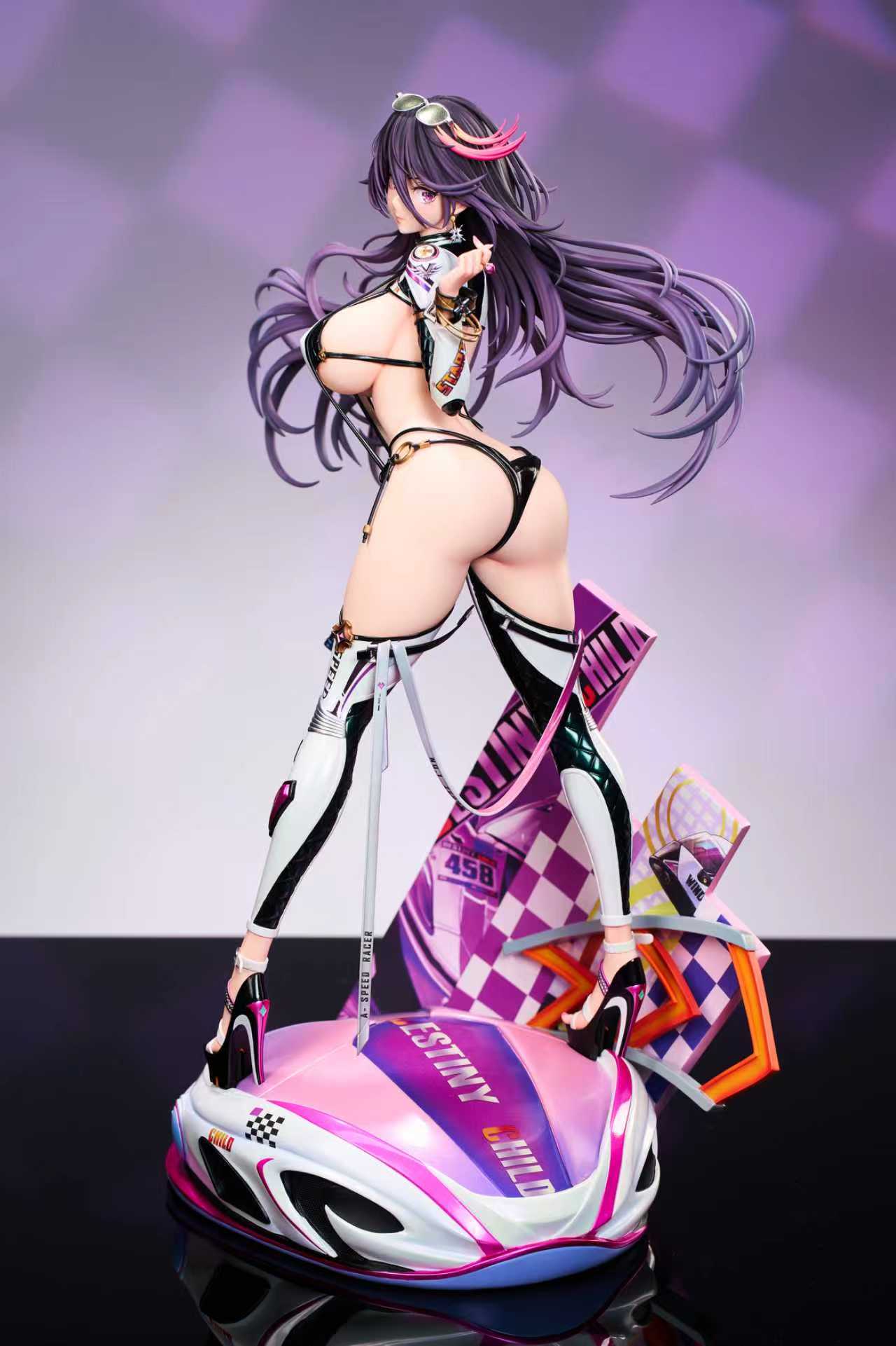 87211