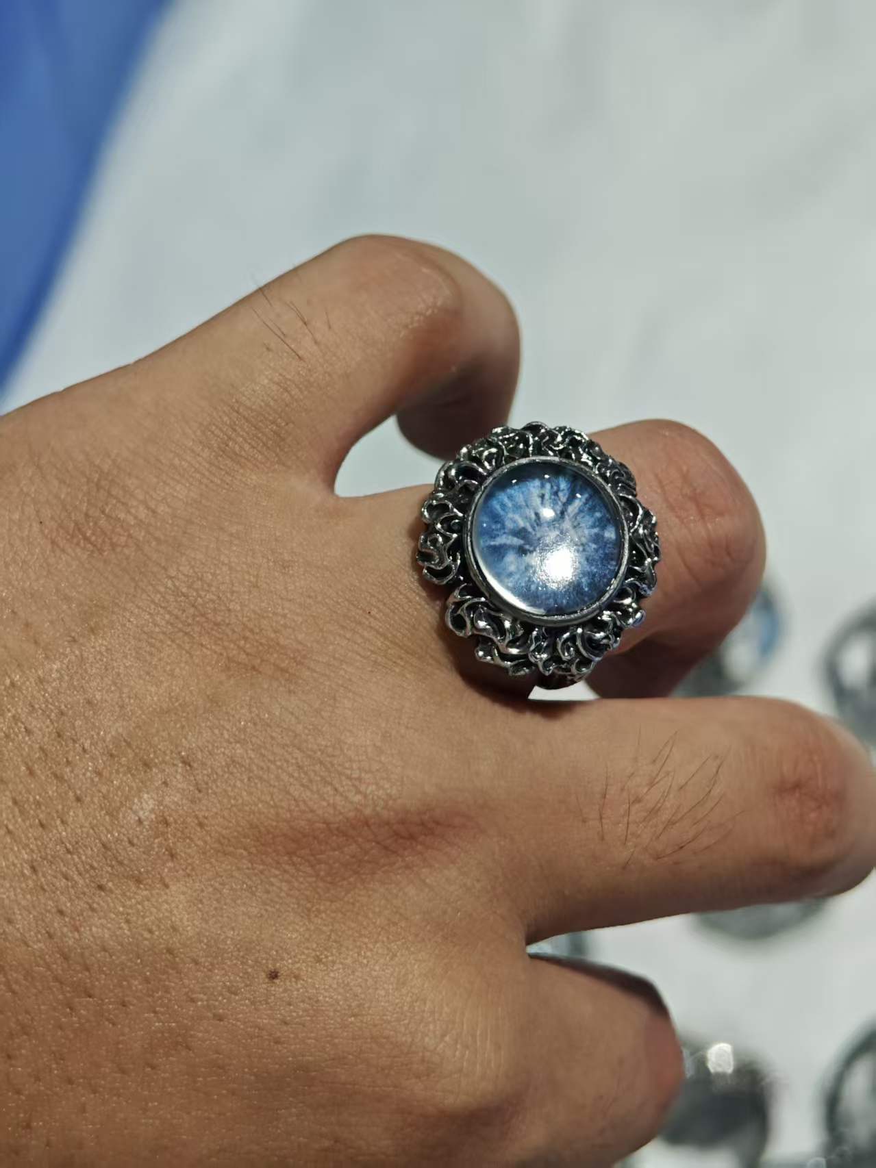 104700