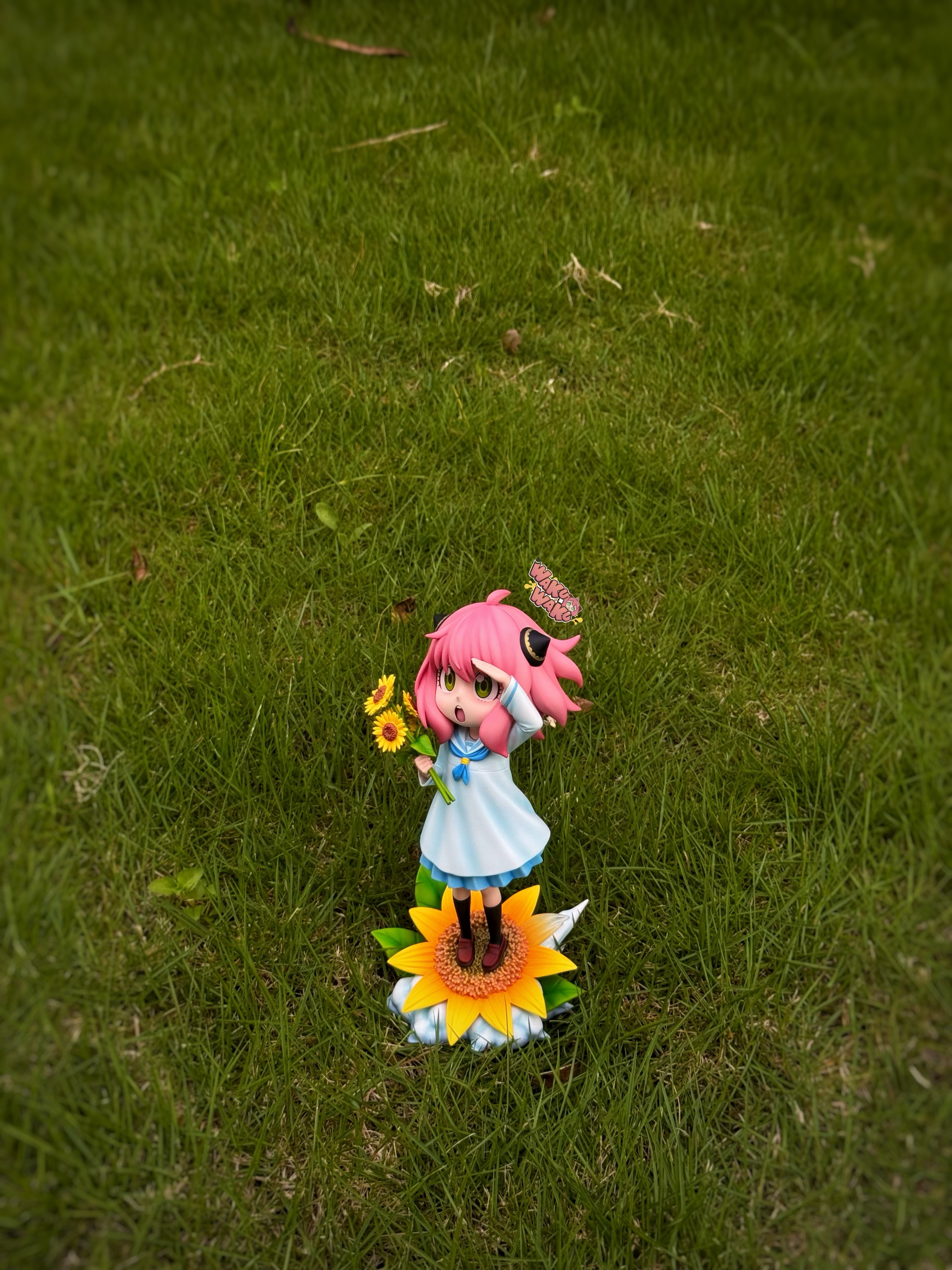 113083