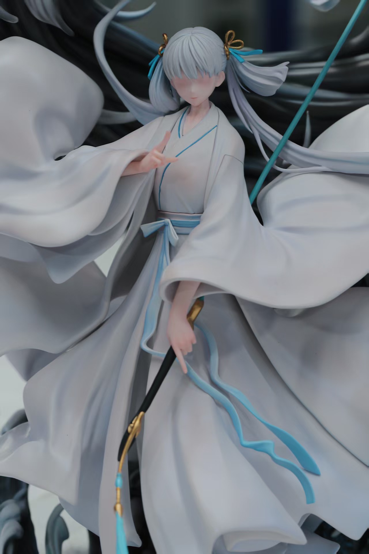 147359