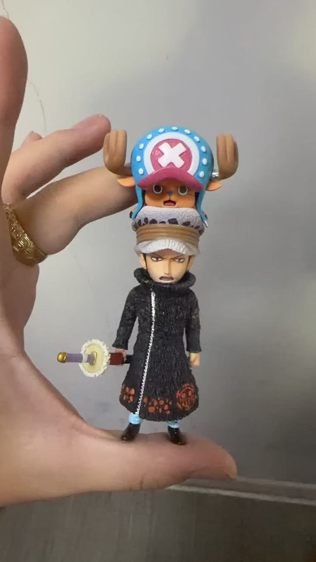 League LG 七武海補全共鳴005-特拉法爾加·羅&震驚羅  ↑震驚羅