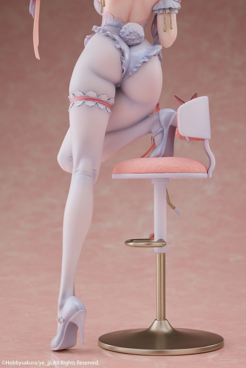 77121