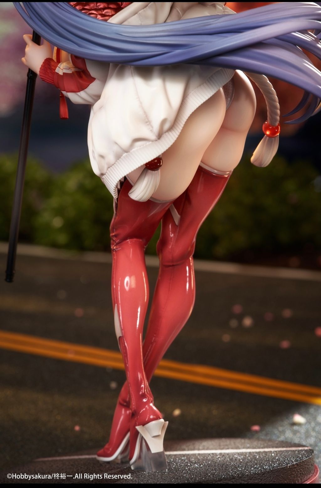 106885