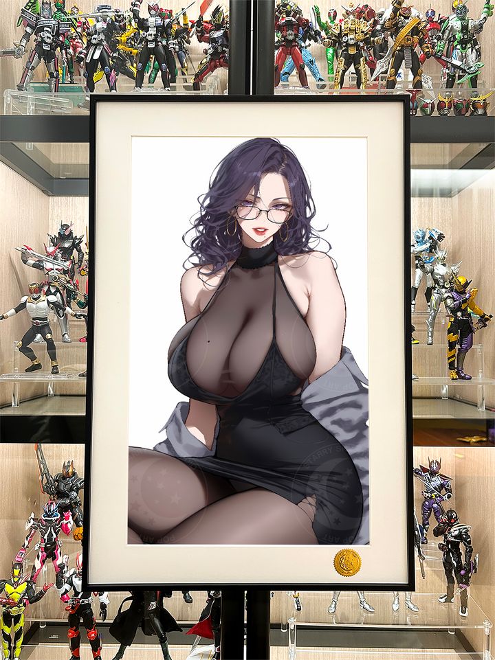 153571