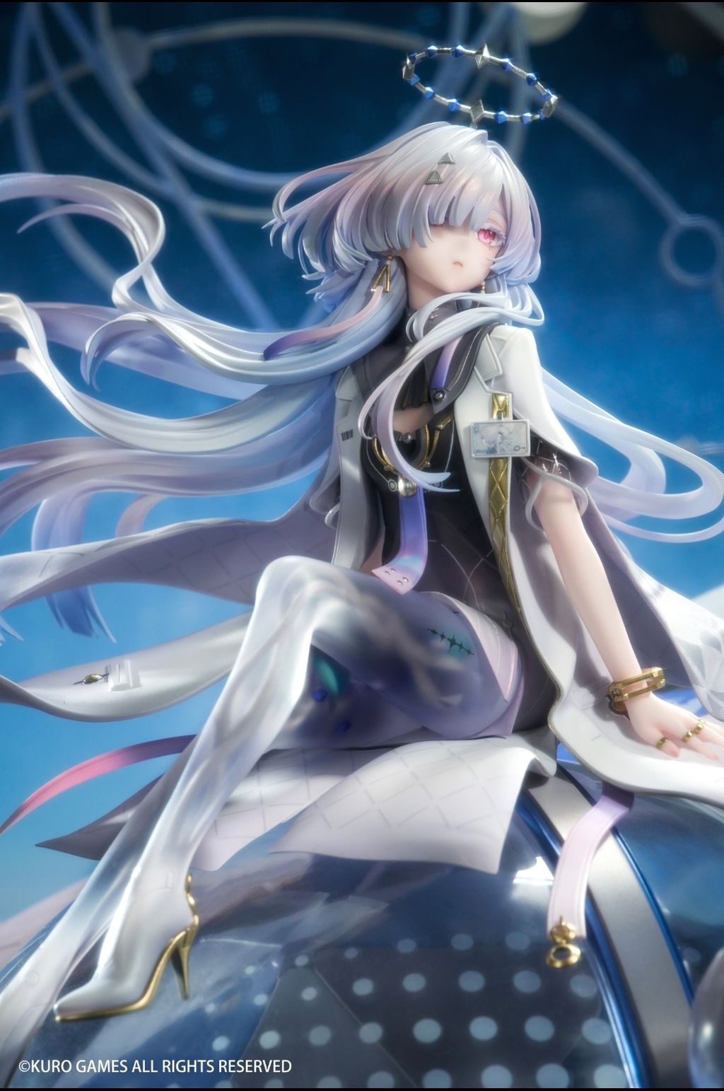 158111