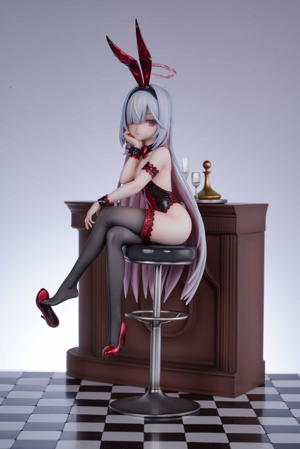 162963