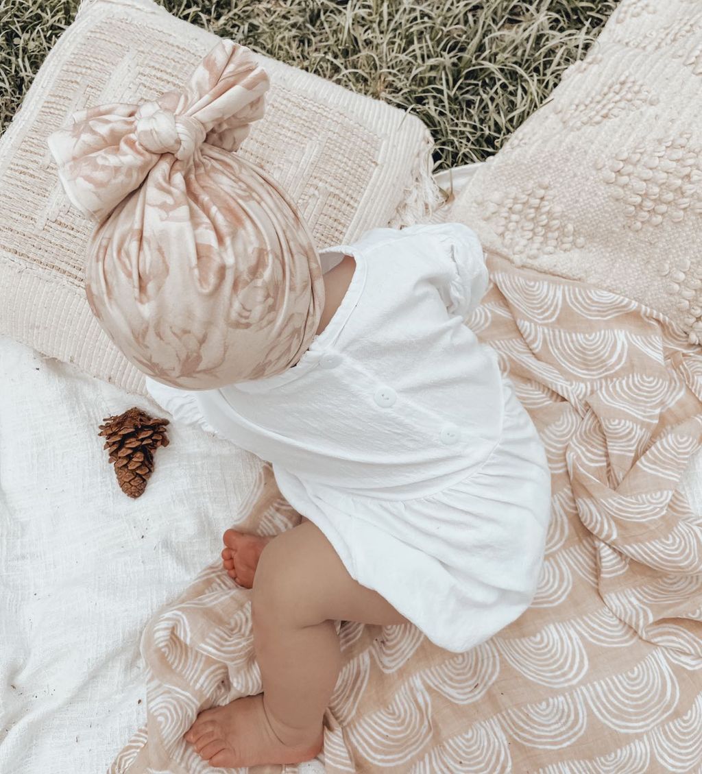 Hatch Signature Linen Romper2