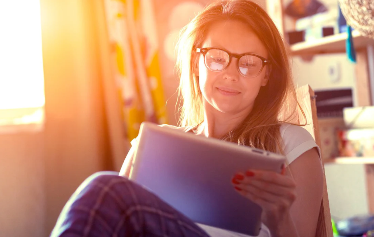 The Best Contact Lenses for Reading