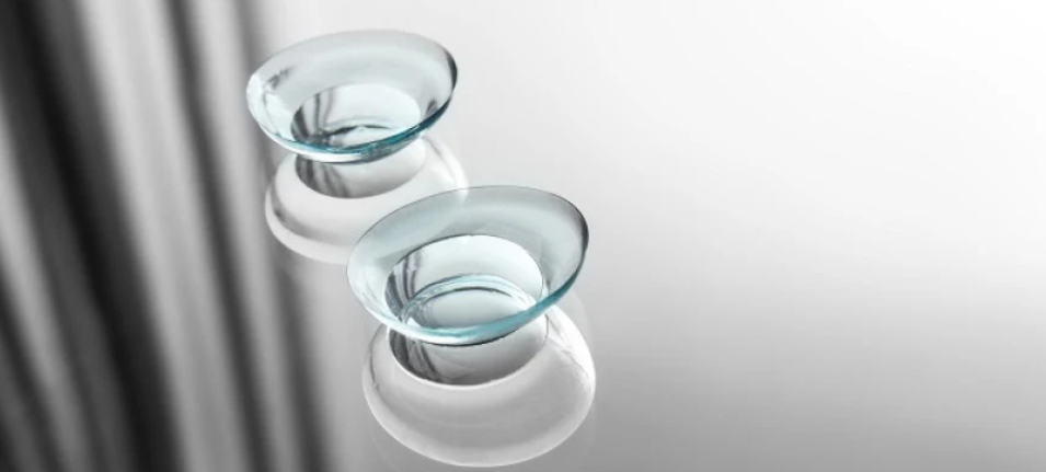 Hydrogel vs Silicone Hydrogel Contact Lenses