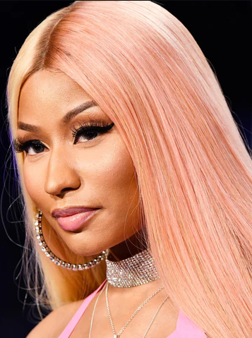 Celebrities Who Actually Wear Colored Contact Lenses best optical shop near me top online contact lenses for sale nikki minaj