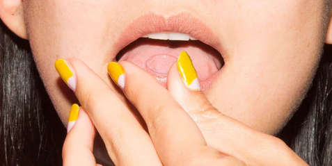 Rules of wearing daily contact lens top malaysia optical shop retail near me online contact lens eyes lens lesn mouth