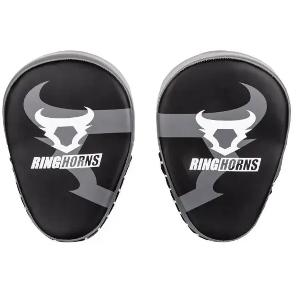 punchmitts_charger_black_1500_01_57bc
