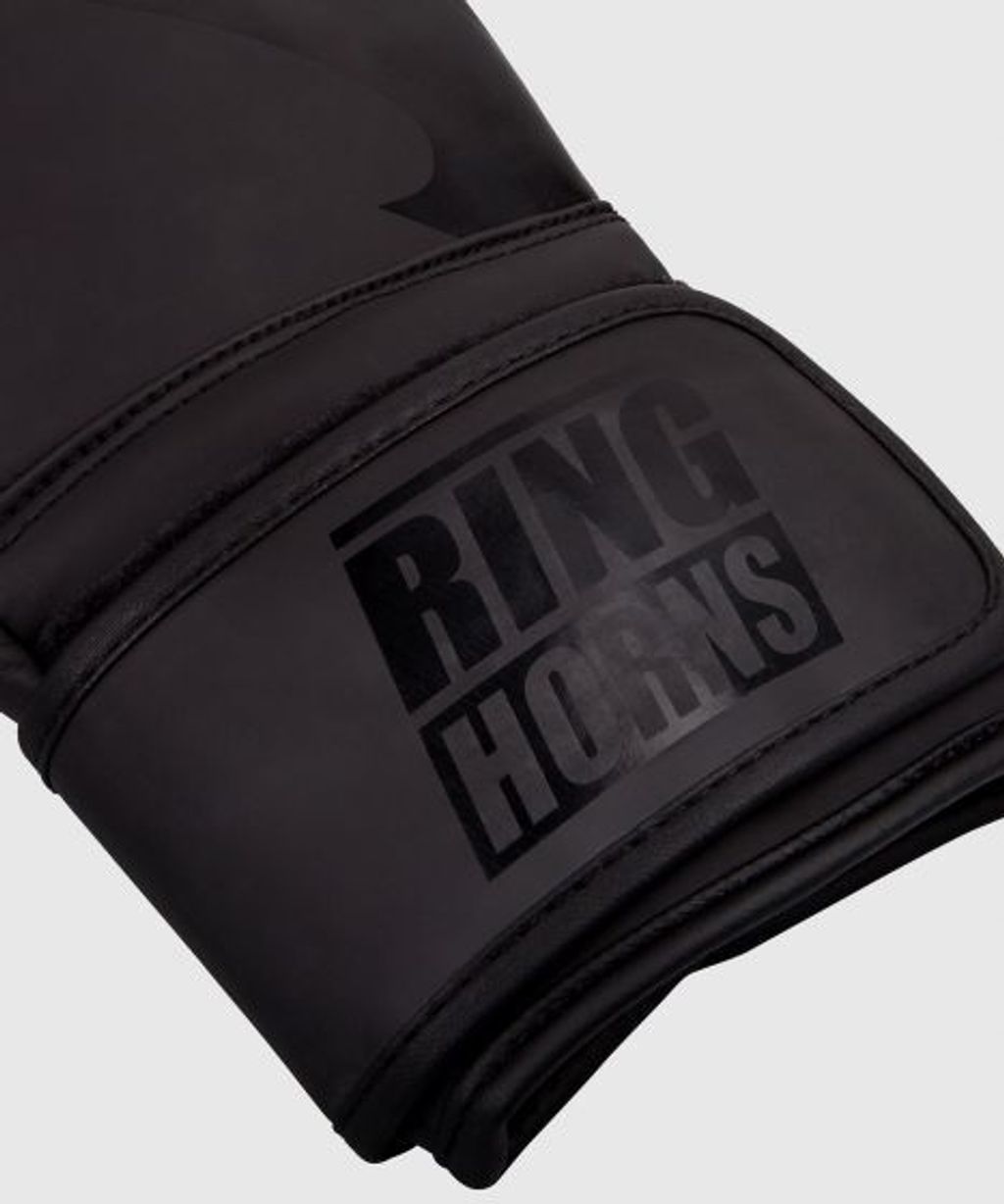 BG_CHARGER_BLACK_BLACK_HD_03_40b0