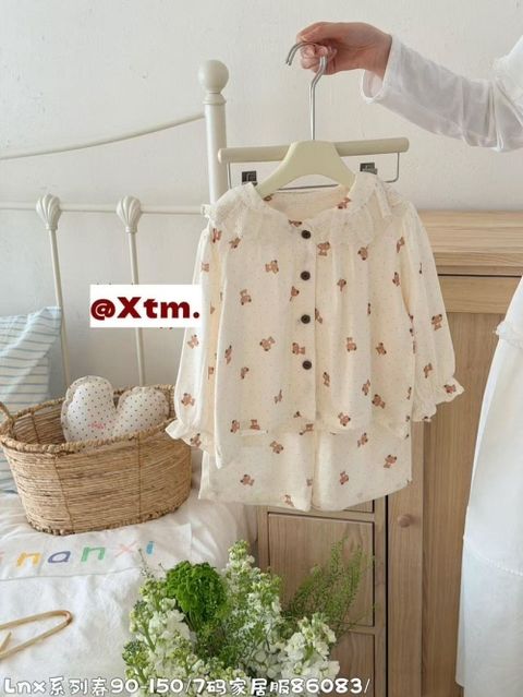 s-blob-v1-IMAGE-kELBEY9P6RA