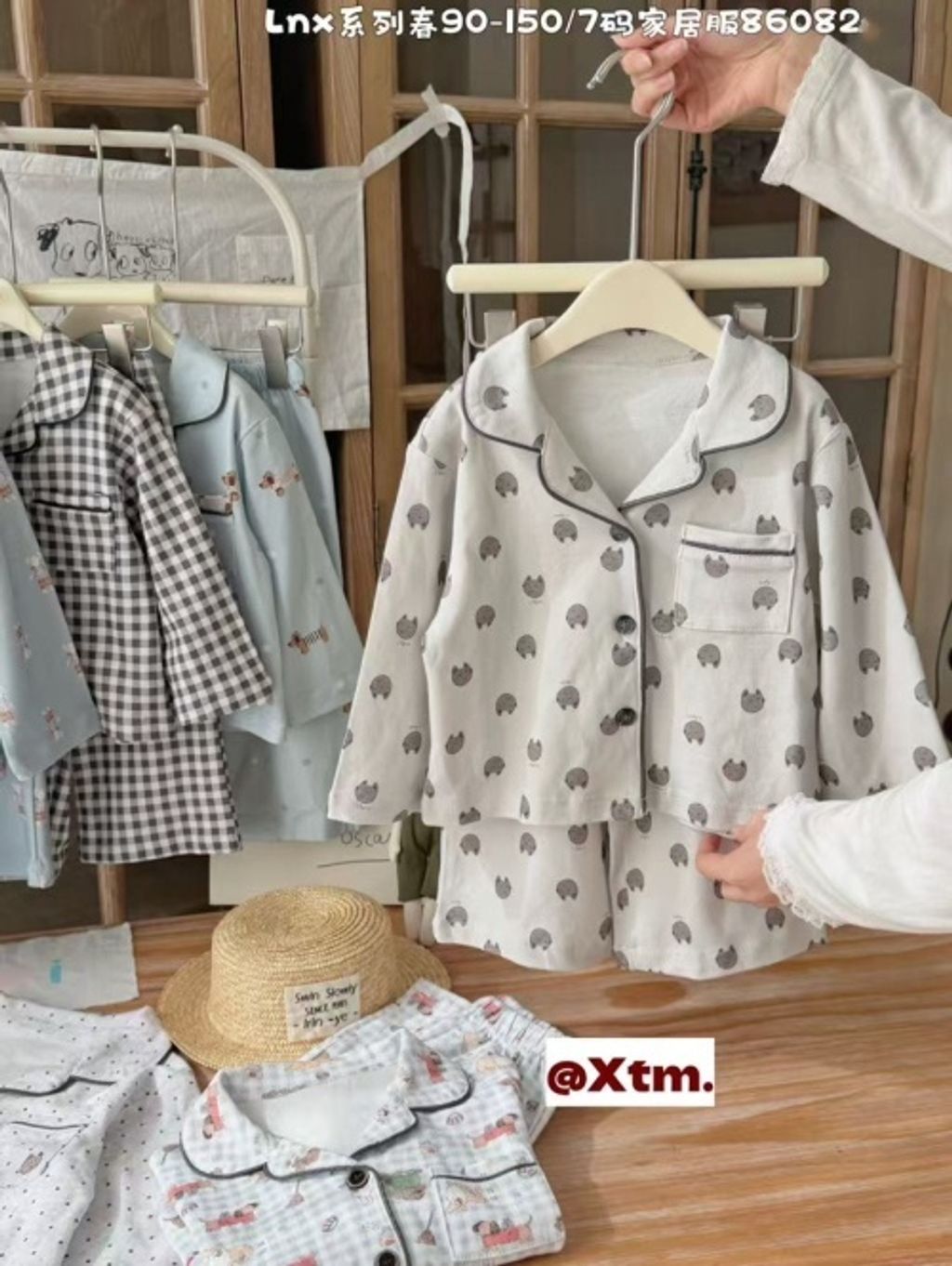 s-blob-v1-IMAGE-RtZodqSmJZg