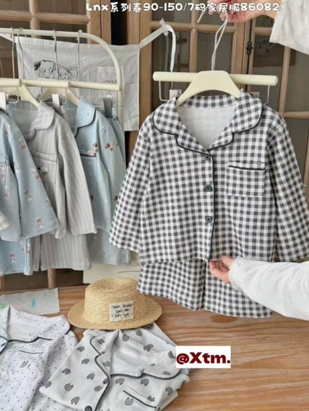 s-blob-v1-IMAGE-2iKsCKRw82s