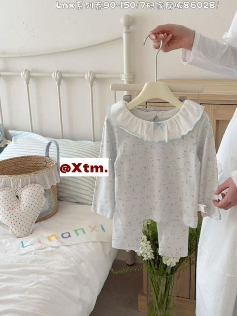 s-blob-v1-IMAGE-667zeAFD5U8