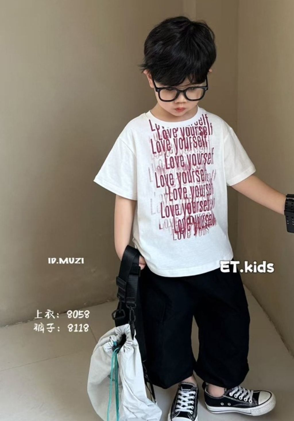 s-blob-v1-IMAGE-UQmvpgjo1n8