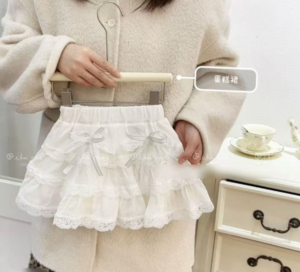 s-blob-v1-IMAGE-XuX_bVxjD9E